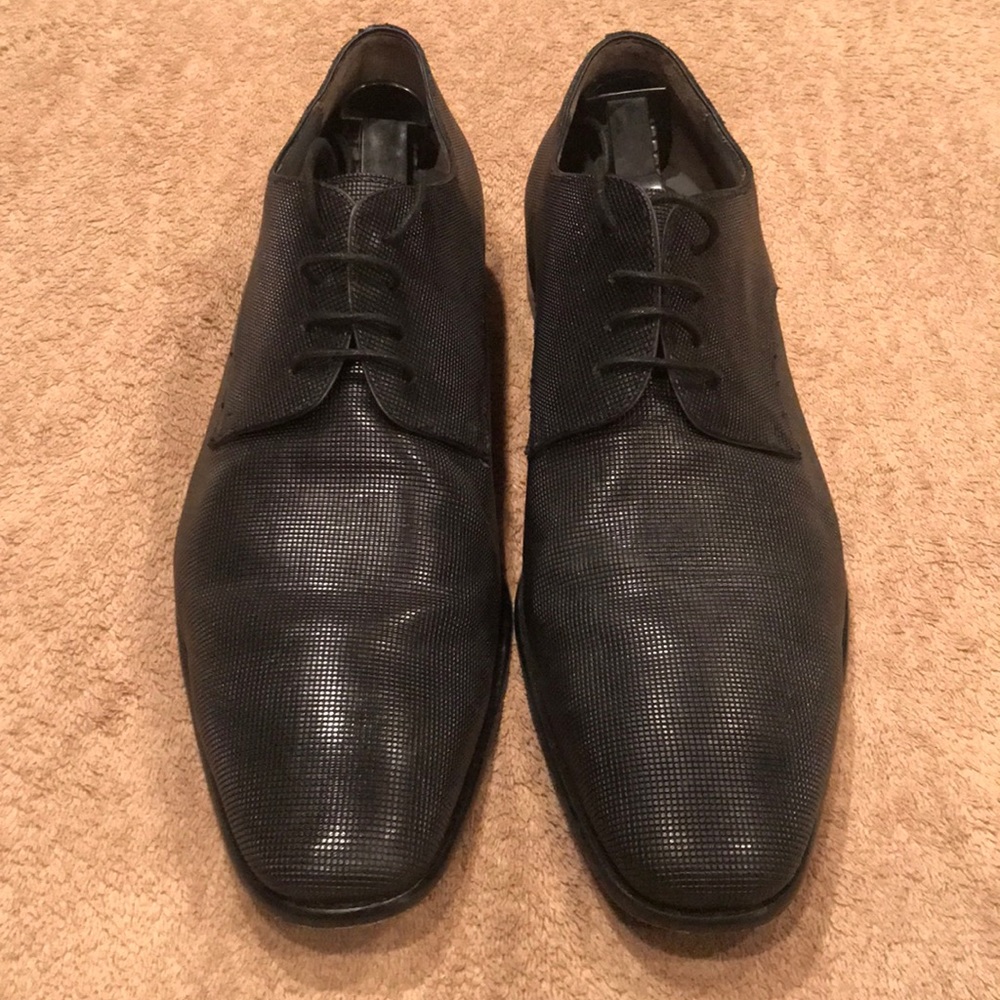 Hugo Boss Men’s Black Leather Dress Shoes 11.5